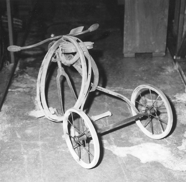 Legetøj, trehjulet barnecykel